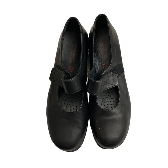 Stonefly black leather shoes
